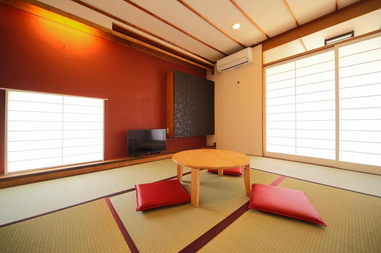 Setouchi Mangetsuso Hostel Takamatsu Exterior photo