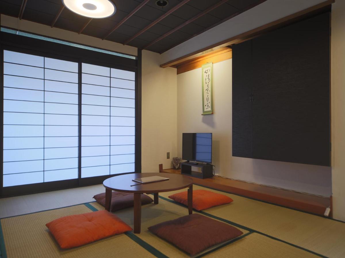 Setouchi Mangetsuso Hostel Takamatsu Exterior photo