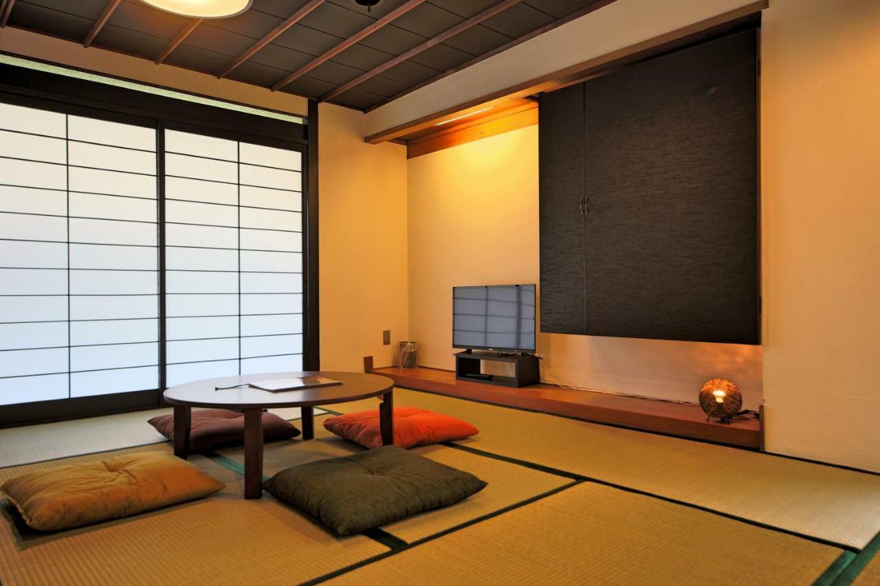 Setouchi Mangetsuso Hostel Takamatsu Exterior photo